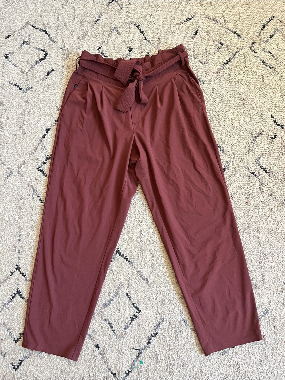 Athleta Skyline Pant II Brick Red Paperbag Tie Elastic Waist Pleated Womens 8P